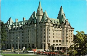 Chateau Laurier Ottawa Canada Hotel Old Car Bus Postcard VTG UNP Cana Vintage 