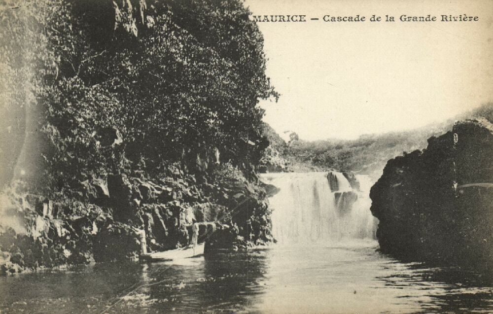 mauritius, Cascade de la Grande Riviere, Waterfall (1899) Messageries
