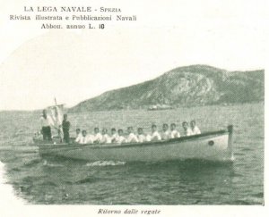 Postcard Italian Royal Navy Returning from the Regattas