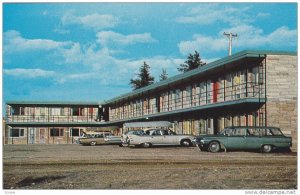 Exterior, Sportsman's Motel in Wawa, Ontario,  Canada, 40-60s
