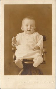 Washington Darling Baby Olympia Studio Miniature Chair rppc Postcard U3