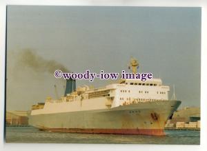 FE0056 - Ferry - Argo leaving King George Dock , Hull - postcard