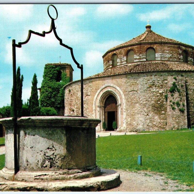 c1970s Perugia, Italy San Michele Arcangelo Church Well Cypress Chrome 4x6 M24