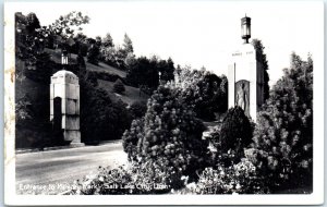 Postcard - Entrance to Memory Park - Salt Lake City, Utah