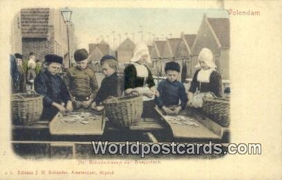 Het Schoonmaken der Ansjovisch Volendam Netherlands Unused 