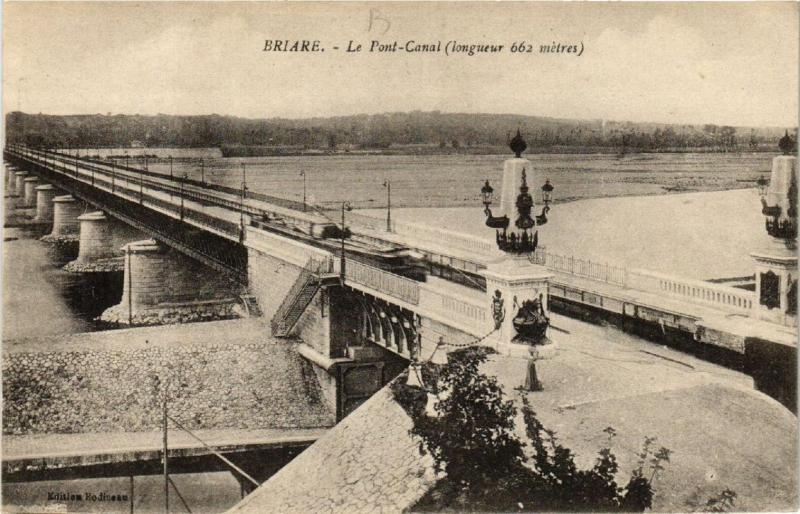 CPA BRIARE Le PONT-Canal (607442)