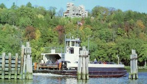 Postcard The Selden III Ferry Boat Chester to Hadlyme, CT.      R7