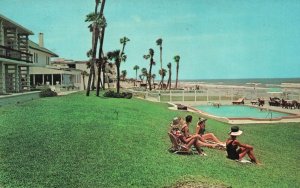 Vintage Postcard White Hall Air Conditioned Club-Like Daytona Beach Florida FL