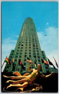 Vtg New York City NY RCA Building Prometheus Statue View Postcard