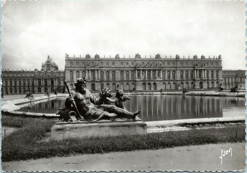 postcard rppc - Paris - Versailles -  Palace façade