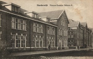 Netherlands Harderwijk Nieuwe Kazerne Gebouw A Vintage Postcard 03.76