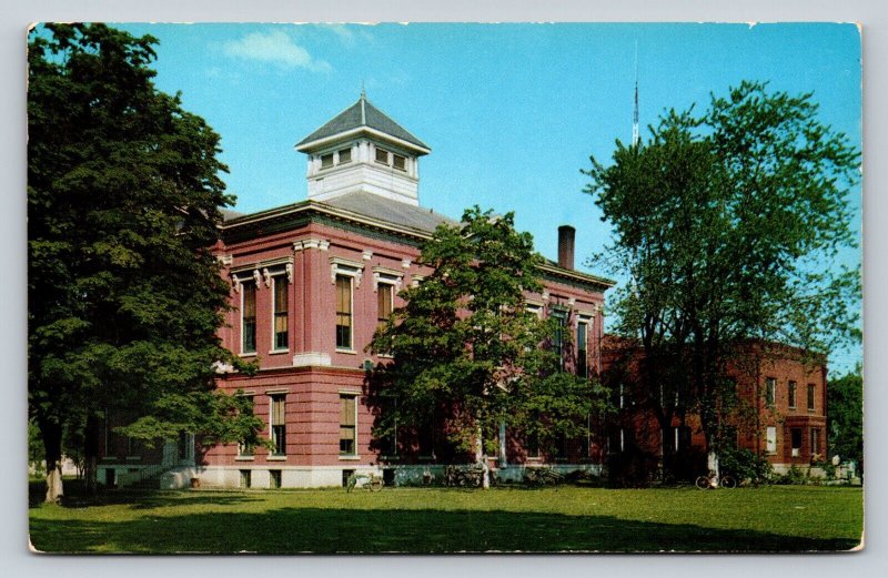 Clark County Court House for Both City & County Government Vintage Postcard 919