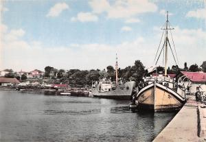 BR71227 ship bateaux mitchourine le port bulgaria