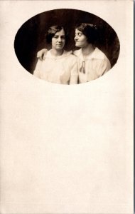 RPPC Two Women pals    AZO 1904-1918