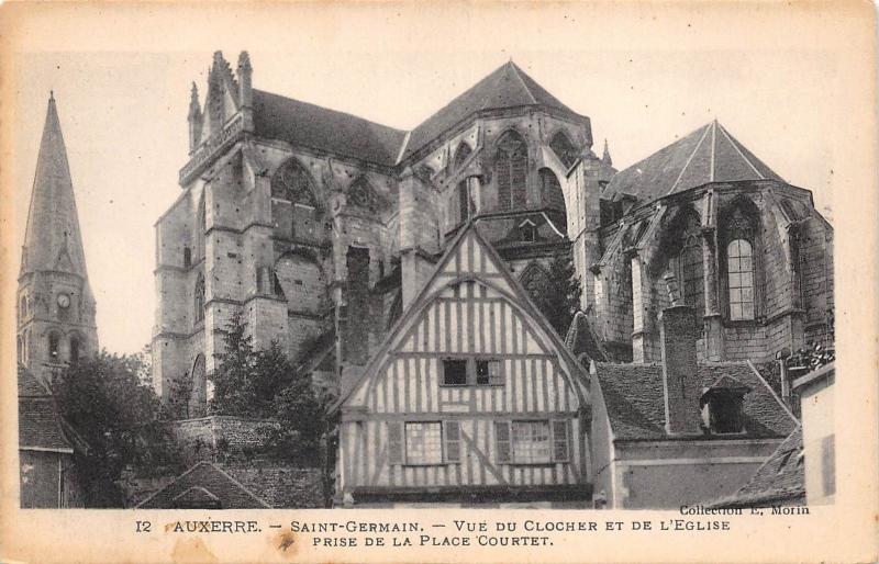 BF3044 auxerre saint germain vue du clocher et de france