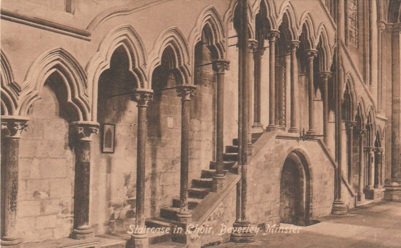 BEVERLEY MINSTER, STAIRCASE IN CHOIR, Yorkshire - Vintage POSTCARD