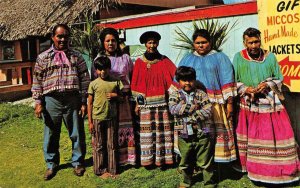 FL, Florida JOHN TIGER POOL'S INDIAN VILLAGE  Roadside Native Americana Postcard