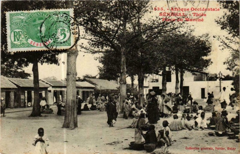 CPA AK Fortier 535, Thies- Place du Marché, SENEGAL (762101)