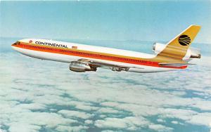 DC-10 Continental Airlines Plane Aircraft 1977 postcard