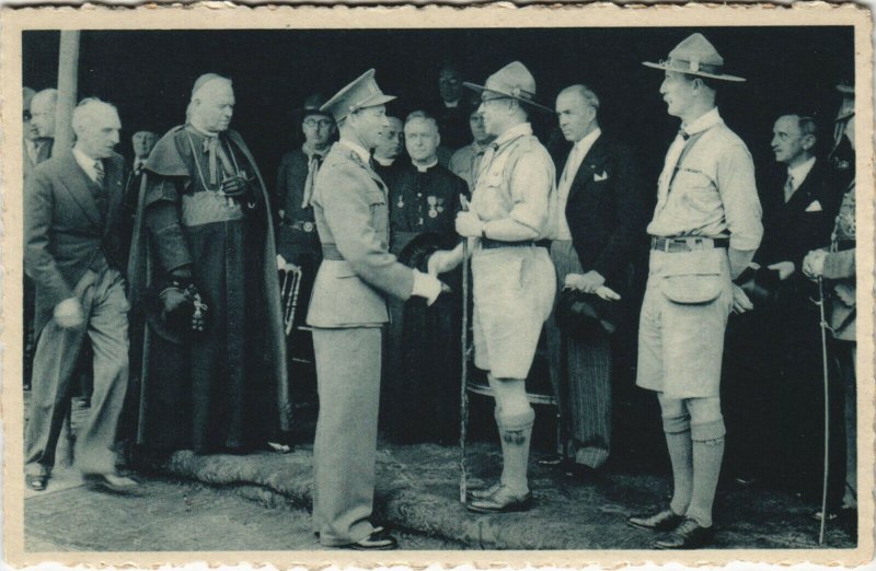 PC SCOUTING, LE ROI AU DÃFILÃ DES SCOUTS, Vintage Postcard (b28564)