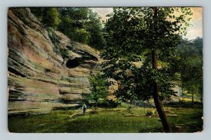 Starved Rock IL-Illinois, Fishburn Canyon, Rock Formation Vintage c1911 Postcard