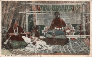 Vintage Postcard Making Navajo Blanket Indian Women Carding Spinning New Mexico