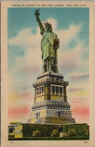 Statue of Liberty New York City NY Postcard PC513