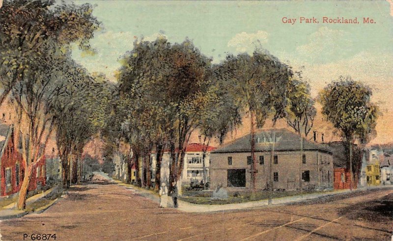 ROCKLAND, ME Maine   GAY PARK & Street Scene  COUPLE~BUILDINGS  1913 Postcard