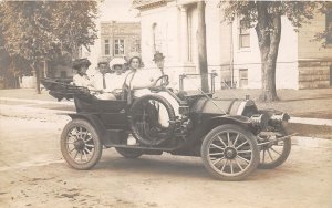 J3/ Interesting Early Automobile RPPC Postcard c1910 Family 176