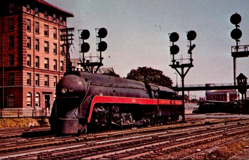 Trains Norfolk & Western Locomotive 610