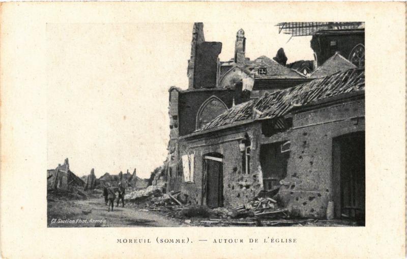 CPA MILITAIRE Moreuil-Autour de l'Eglise (316337)