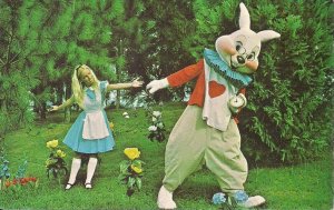 Orlando FL, Walt Disney World, ALICE IN WONDERLAND, White Rabbit 1970's