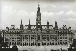 Austria Postcard - Wien - Rathaus - Ref TZ6950