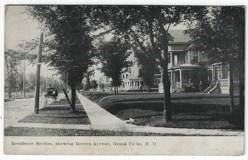 Grand Forks, North Dakota, Early Postcard View of Reeves Avenue, 1908