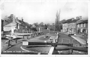 BR97315 the locks at stoke bruerne real photo  uk