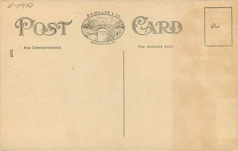 Cresco Cash Store  J A. Seguine C-1910 Postcard roadside 20-7778