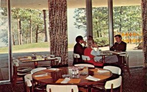 GILBERTSVILLE KENTUCKY DAM VILLAGE INN RESORT PARK DINING ROOM POSTCARD