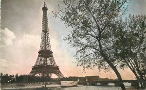 France Paris Eiffel Tower Hand Tint 1950s RPPC Photo Postcard 22-7285