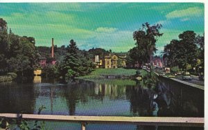 America Postcard - Mill Pond and Park at Franklin - New Hampshire - Ref TZ3988