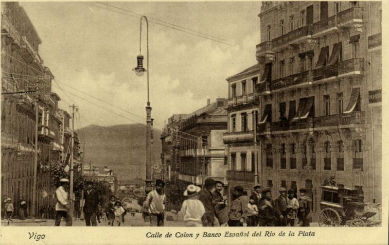 spain, VIGO, Calle de Colon y Banco Español del Rio de la Plata (1920s) Postcard