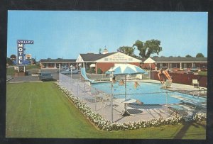 GREEN BAY WISCONSIN VALLEY MOTEL SWIMMING POOL ADVERTISING POSTCARD