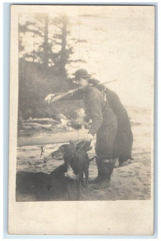 1910 Hunter Hunting Dog Rifle Dead Bear Oysterville WA RPPC Photo Postcard