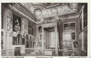 Middlesex Postcard - The King's State Bedchamber - Hampton Court - Ref A5472