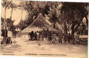 CPA AK Senegal-Marrakech-Les petits Sénégalais a la sortie de l'Ecole (235648)