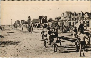 CPA LE CROTOY La Plage et le jeux d'enfants (807402)