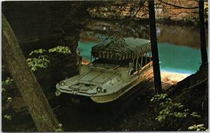 Wisconsin Dells - Aquaduck Cruise Tours - entering scenic gorge