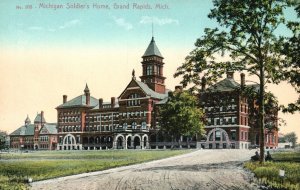 Vintage Postcard 1910's Michigan Soldiers' Home Building Grand Rapids Michigan