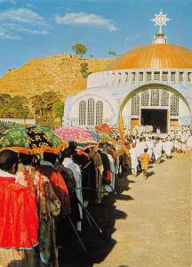 B74395 Timkat procession St mary of Zion cathedral in axum ethiopia