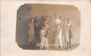  Boxing Postcard Group of Boxers