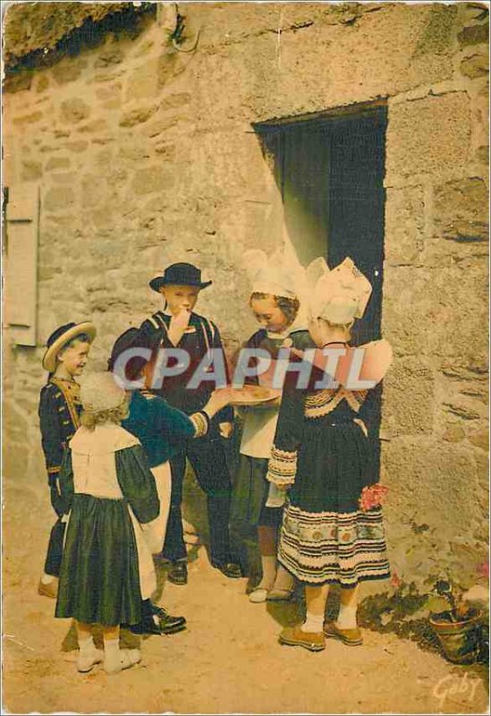 Modern Postcard Pont Aven Riec sur Belon Nevez Lower Cornwall The Wedding Cake